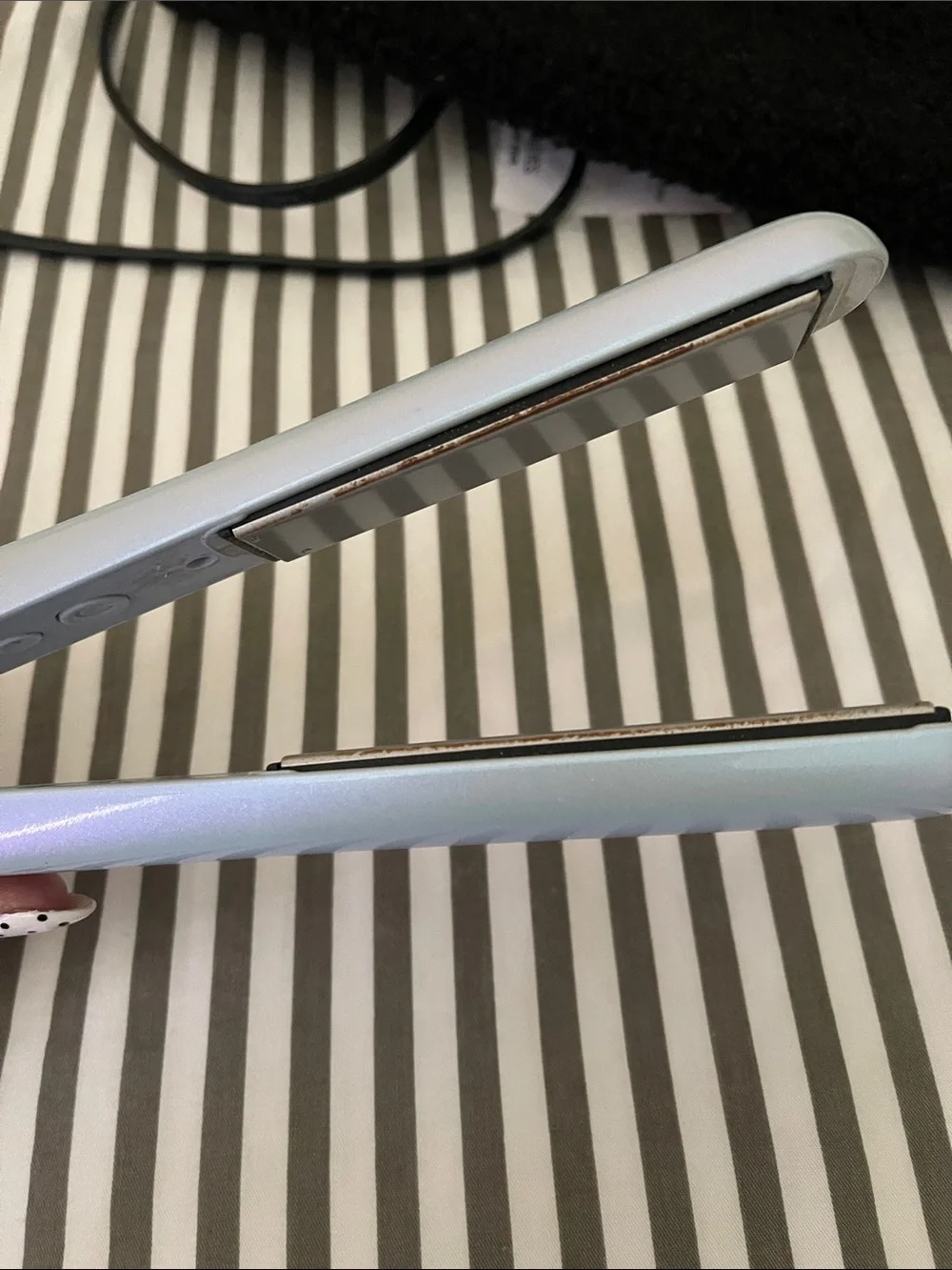 CHI flat iron + travel case